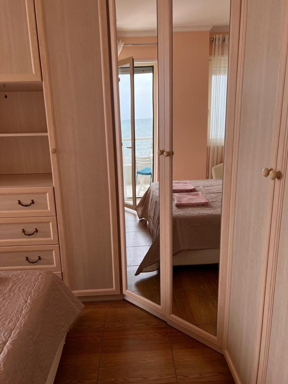 Sea View-Apartment On The Beach - Durrs2 دراس المظهر الخارجي الصورة